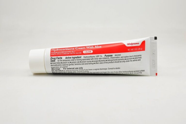How Do You Treat An Insect Sting While Camping? How Do You Treat An Insect Sting While Camping?