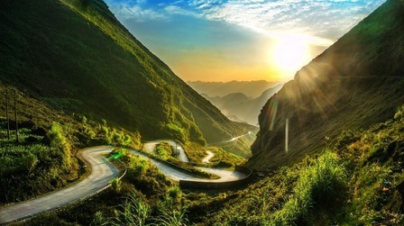 Best Destinations For Adventurous Couples