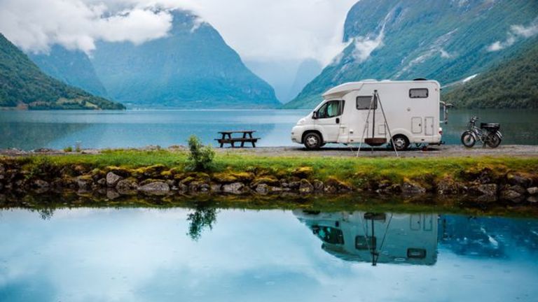 RV Camping Checklist – 20 Must-Haves Items RV Camping Checklist – 20 Must-Haves Items