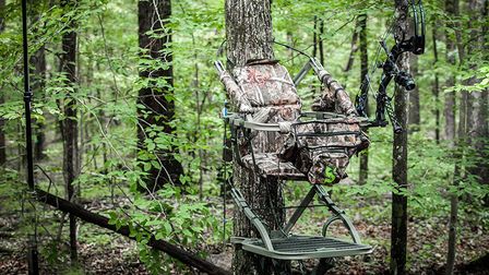 6 Lightest Climbing Tree Stands of 2025