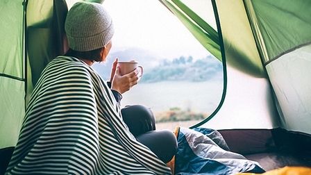 Best Way To Stay Warm When Camping - Tips For Beginners