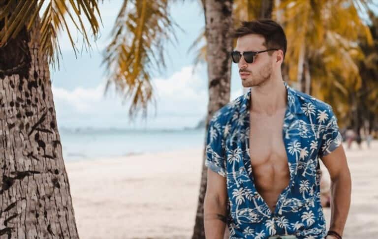 What To Wear To A Beach Party For Guys? What To Wear To A Beach Party For Guys?