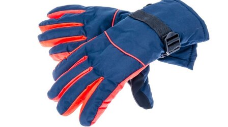 6 Best Gloves for Ice Fishing of 2025