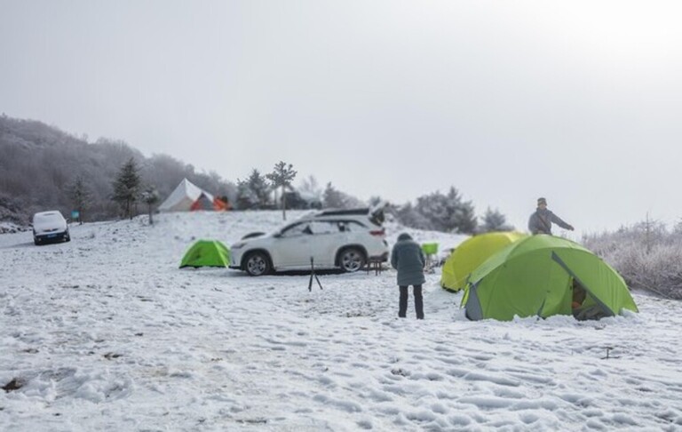 How To Stake Down A Tent Securely In Deep Snow? How To Stake Down A Tent Securely In Deep Snow?